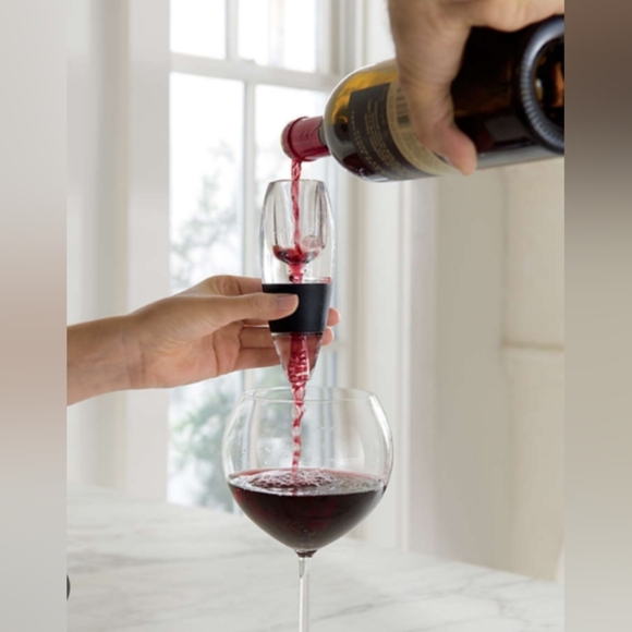 Vinturi Red Wine Aerator Single - Picture 5 of 10